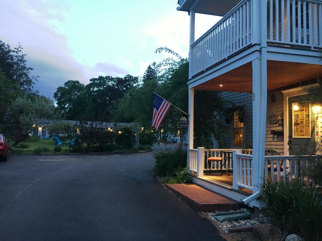Maple Terrace