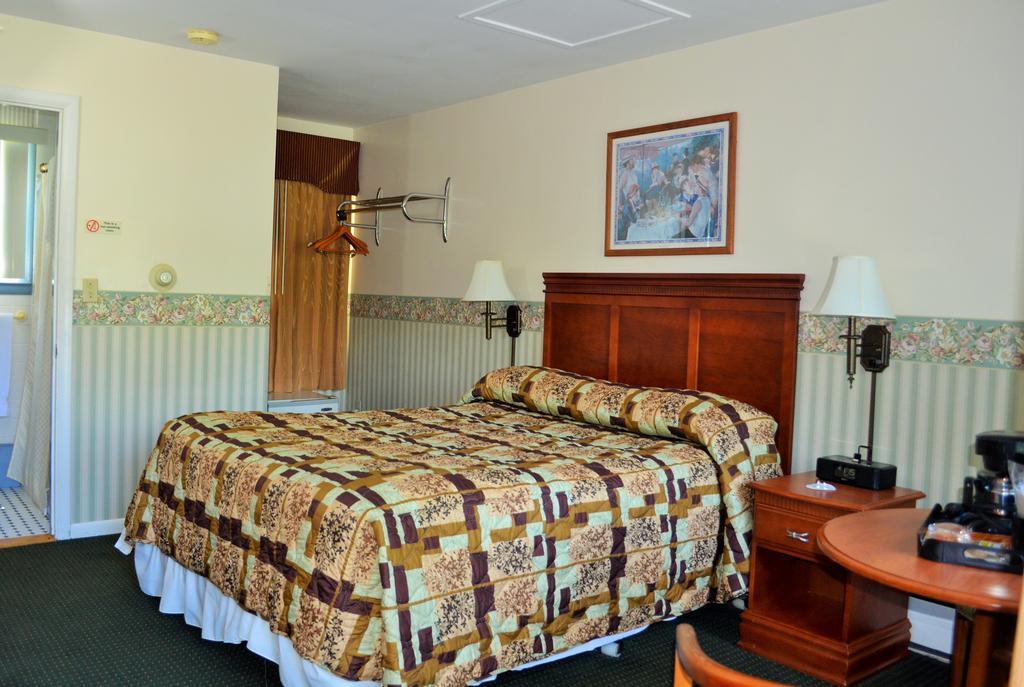 Maple Terrace 3*