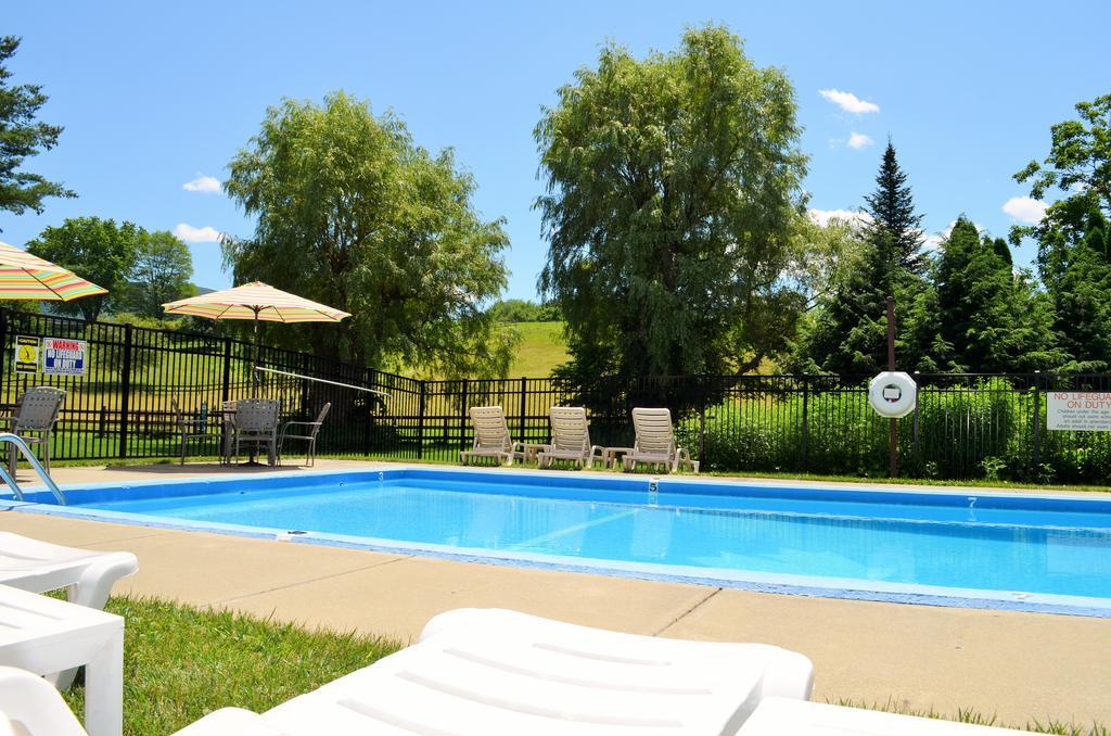 Maple Terrace 3*