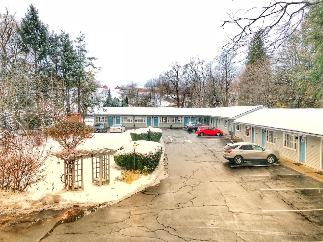 Maple Terrace Motel 3*